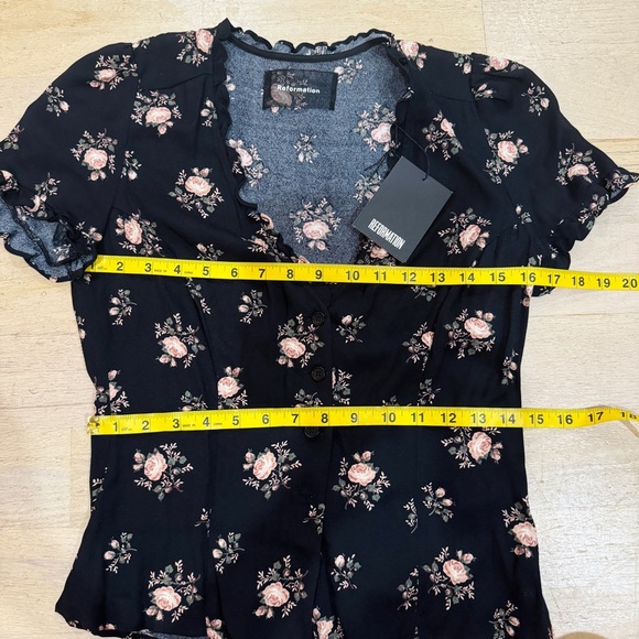 Reformation button up  floral blouse  NWT - Picture 7 of 7
